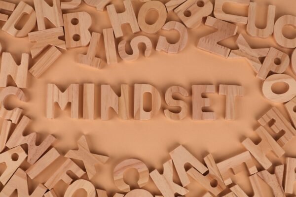 Growth Mindset Bukan Cuma Kata-kata — Ini Cara Melatihnya Setiap Hari
